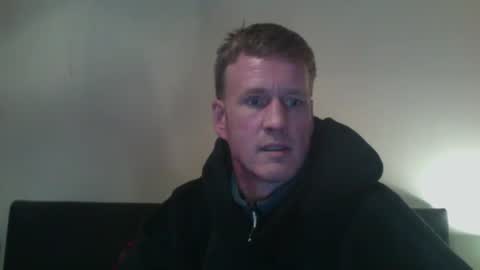 maxwilly7803039708 online show from March 31, 3:58 am