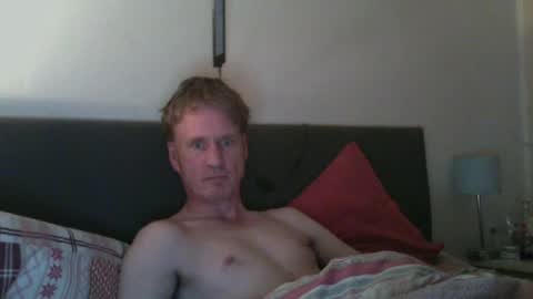 maxwilly7803039708 online show from June 16, 3:38 am