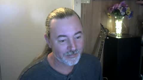 maxximum1972 online show from May 28, 4:15 am