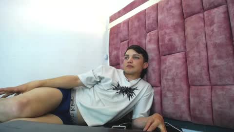 MaxxLouis online show from May 20, 8:21 pm