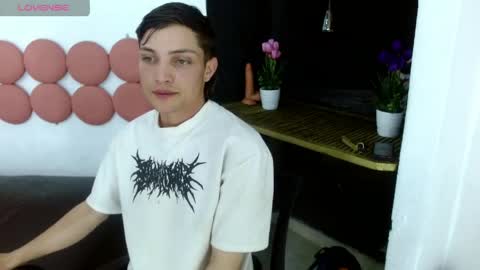 MaxxLouis online show from May 23, 3:26 pm