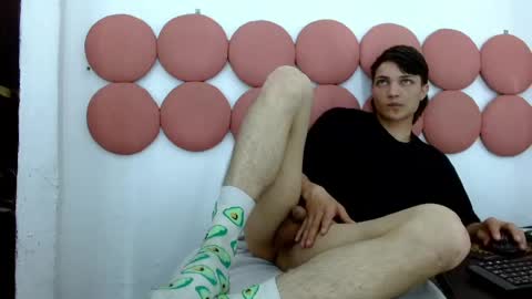 MaxxLouis online show from May 27, 1:57 pm