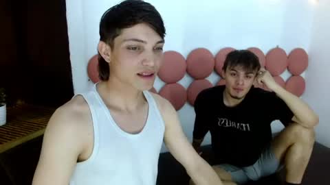 MaxxLouis online show from May 27, 9:50 pm