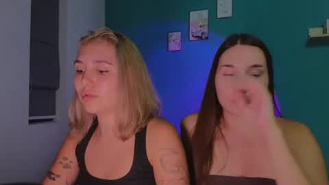 Dani and May online show from June 20, 2:28 pm