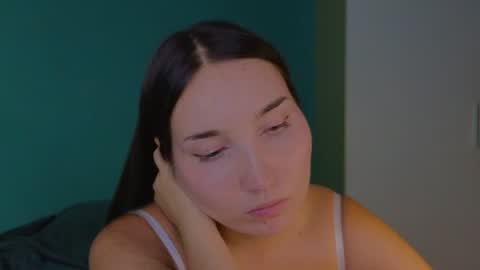 Dani and May online show from June 23, 7:04 pm