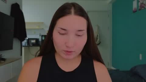 Dani and May online show from June 24, 9:33 am
