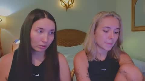 Dani and May online show from July 5, 7:33 am