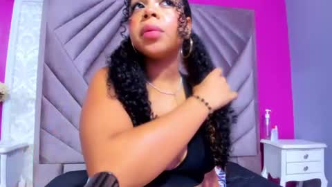may_lovers online show from August 7, 2:17 pm