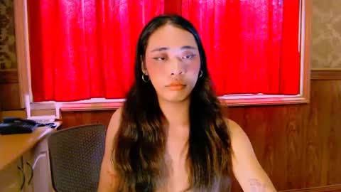 may_valderama online show from August 10, 6:59 am