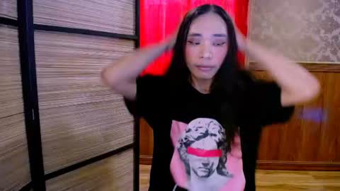may_valderama online show from August 14, 2:26 am