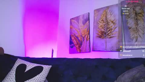 may_wood online show from August 11, 2:19 pm