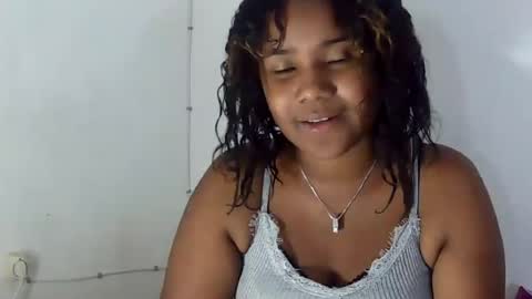 maya275326 online show from August 6, 1:54 pm