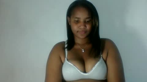 maya275326 online show from August 10, 8:32 pm