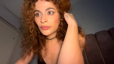 maya632713 online show from August 3, 8:49 pm