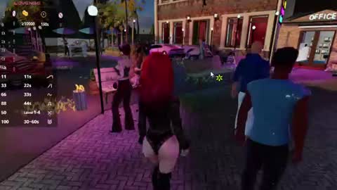 Maya online show from August 11, 3:03 pm