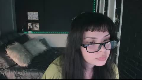 Maya online show from July 30, 2:46 pm