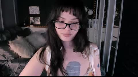 Maya online show from July 30, 4:58 pm