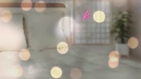 Maya online show from August 8, 5:02 pm