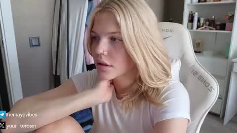 Maya online show from July 30, 7:59 am