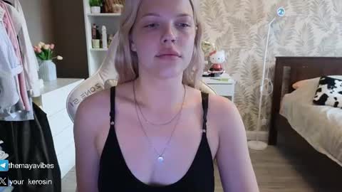 Maya online show from August 3, 3:13 am