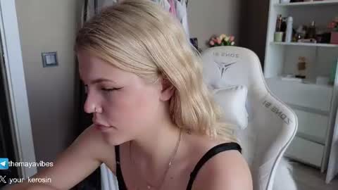 Maya online show from August 3, 8:43 am