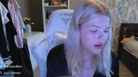 Maya online show from August 11, 3:41 am