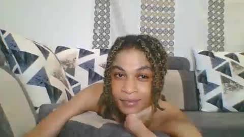 maya online show from August 12, 11:40 pm