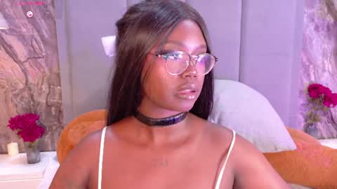 Leia Pie online show from August 6, 4:39 pm