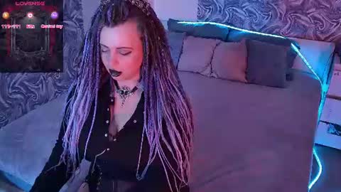 Maya Mils online show from August 13, 1:08 am