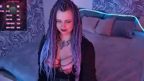 Maya Mils online show from August 15, 3:54 am