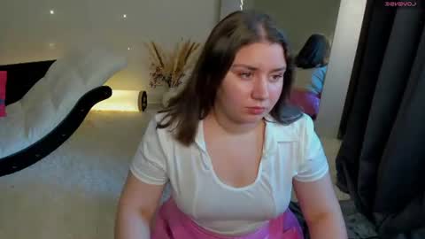 Maya online show from August 2, 3:46 am