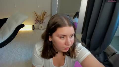 Maya online show from August 2, 7:04 am