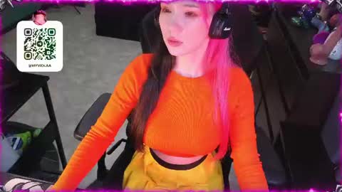 Maya Viola online show from August 9, 6:14 am