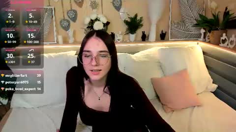 maya_winters online show from August 4, 2:25 pm