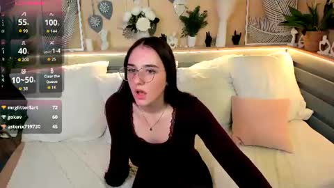 maya_winters online show from August 4, 4:37 pm