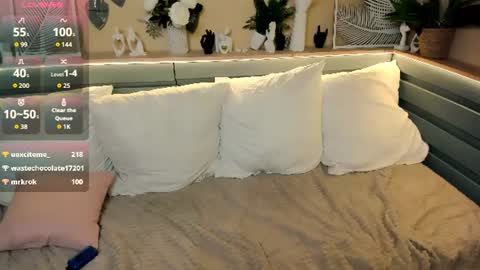 maya_winters online show from August 14, 3:48 pm