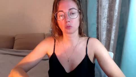 Maya online show from August 6, 7:24 pm
