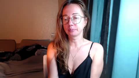 Maya online show from August 12, 8:22 pm