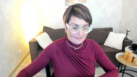 Maya online show from July 16, 7:47 pm