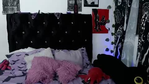 mayaredd online show from July 15, 2:23 am