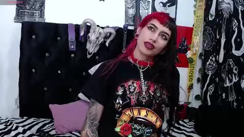 mayaredd online show from August 12, 12:02 am
