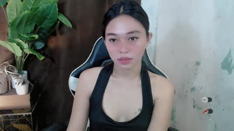 mayasally_ online show from July 17, 6:24 am