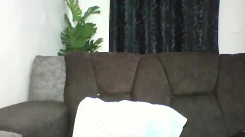 prettydoll online show from August 6, 6:34 am