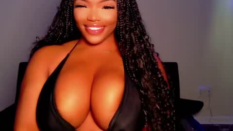 MayBabi online show from July 14, 1:47 pm