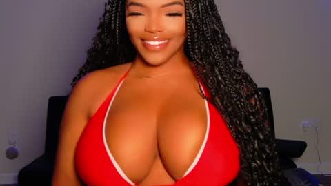 MayBabi online show from July 18, 10:16 am