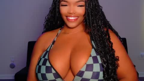 MayBabi online show from July 21, 11:23 am