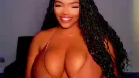 MayBabi online show from July 22, 11:23 am