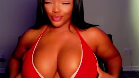 MayBabi online show from August 14, 1:59 pm