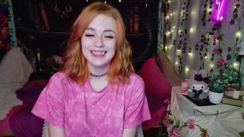 maybe_yours333 online show from August 9, 3:57 pm