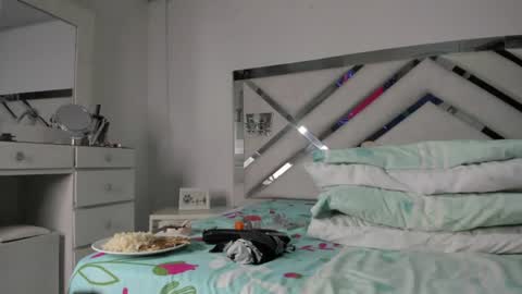 Maybelline69 online show from August 8, 1:05 am